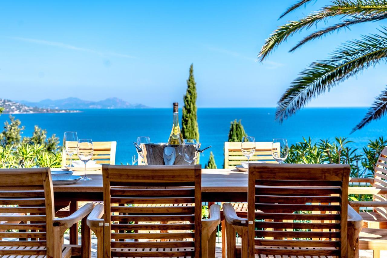 Superbe Villa, Incroyable Vue Mer, Piscine Chauffee, Climatisee Sainte-Maxime Exterior foto