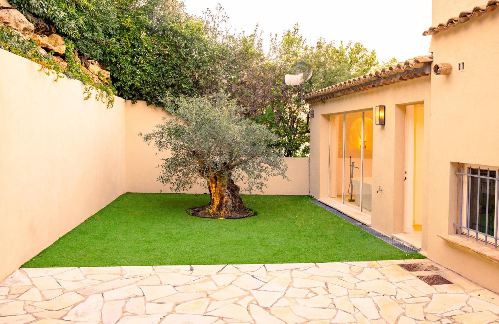 Superbe Villa, Incroyable Vue Mer, Piscine Chauffee, Climatisee Sainte-Maxime Exterior foto