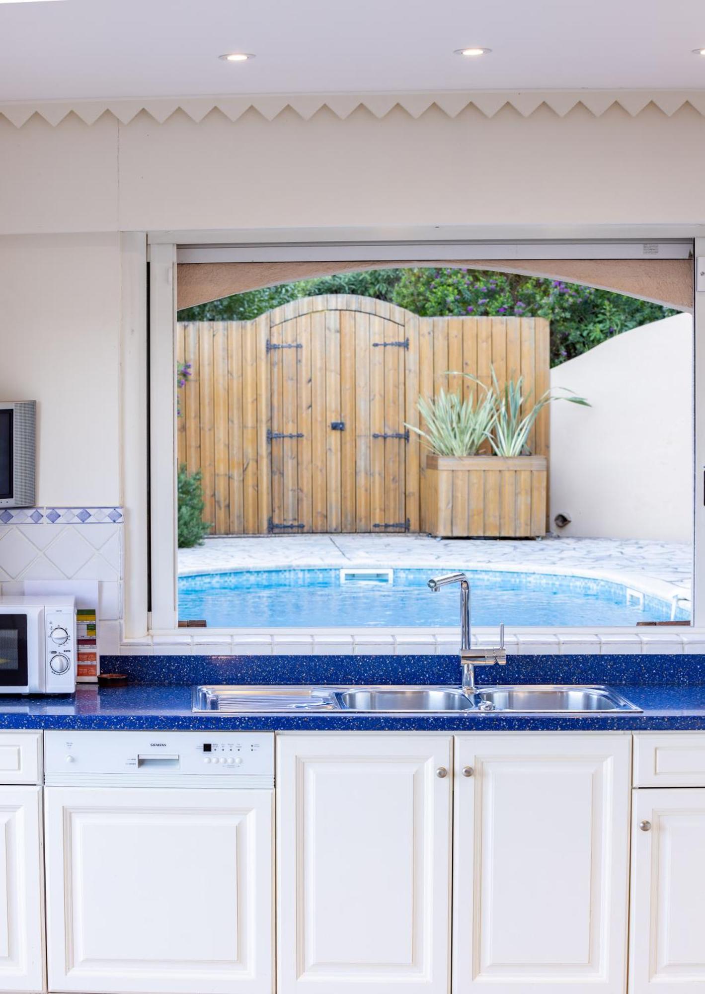 Superbe Villa, Incroyable Vue Mer, Piscine Chauffee, Climatisee Sainte-Maxime Exterior foto